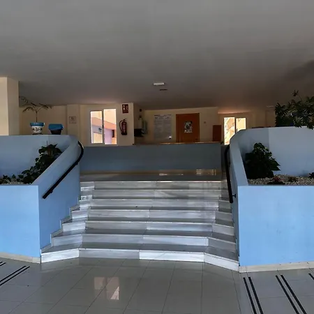 Appartement Luxurious Spacious Three Bedroom On Beachfront *