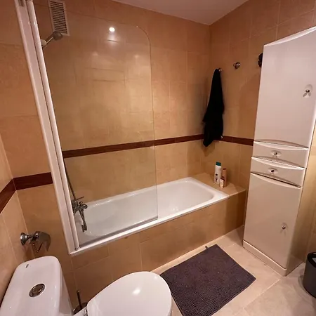 Luxurious Spacious Three Bedroom On Beachfront