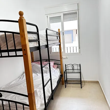 Apartment Luxurious Spacious Three Bedroom On Beachfront *